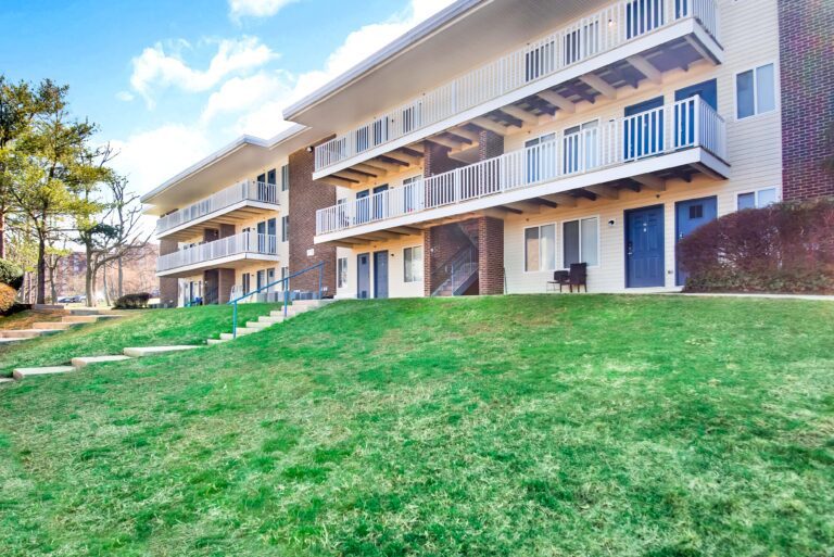 Autumn Woods Apartments for Rent in Bladensburg, MD