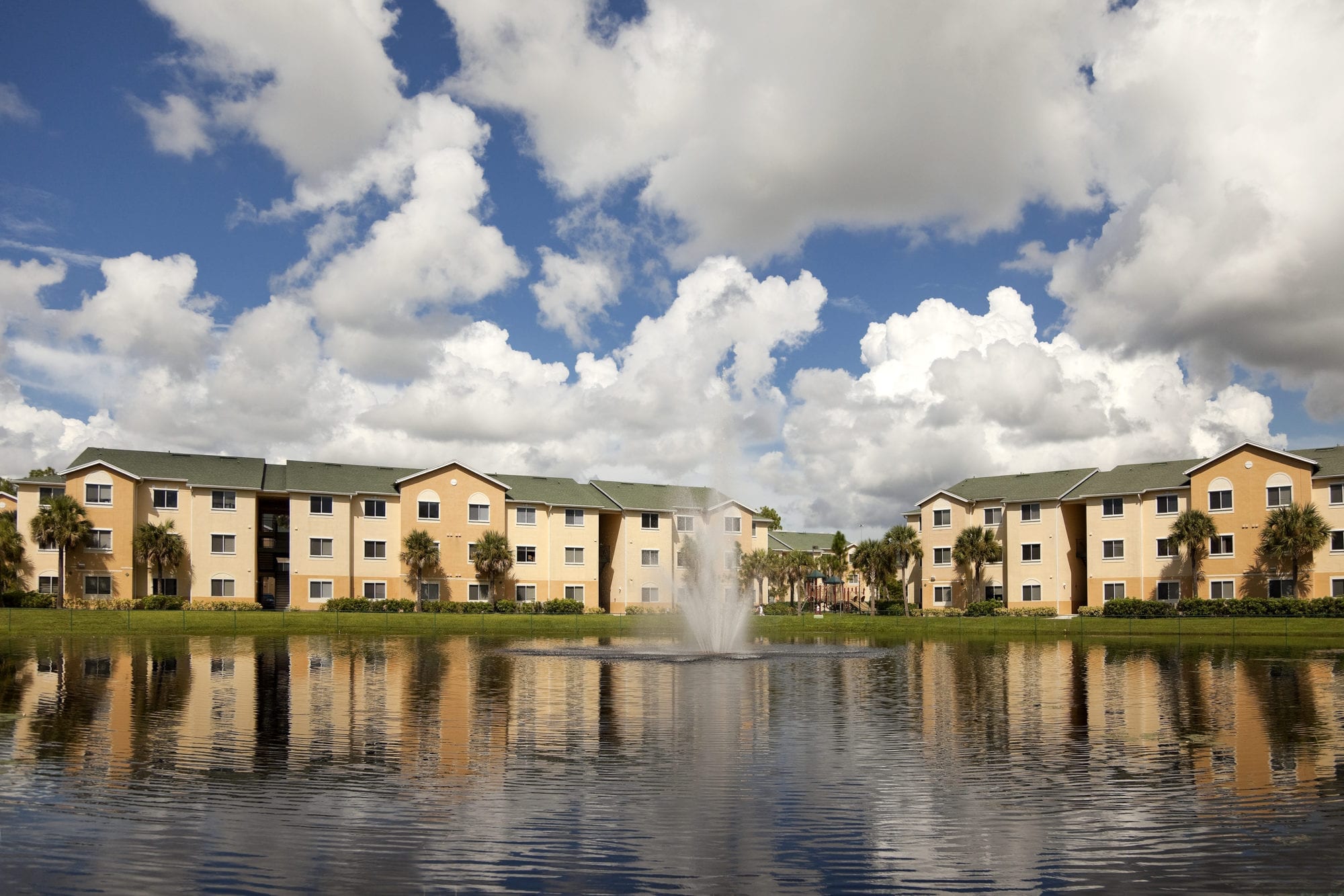 Summer Lakes Apartments for Rent in Naples, FL