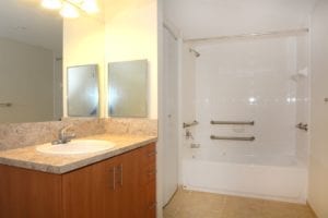 West-Brickell-View-bathroom