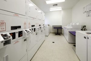 summercrest-laundry-room