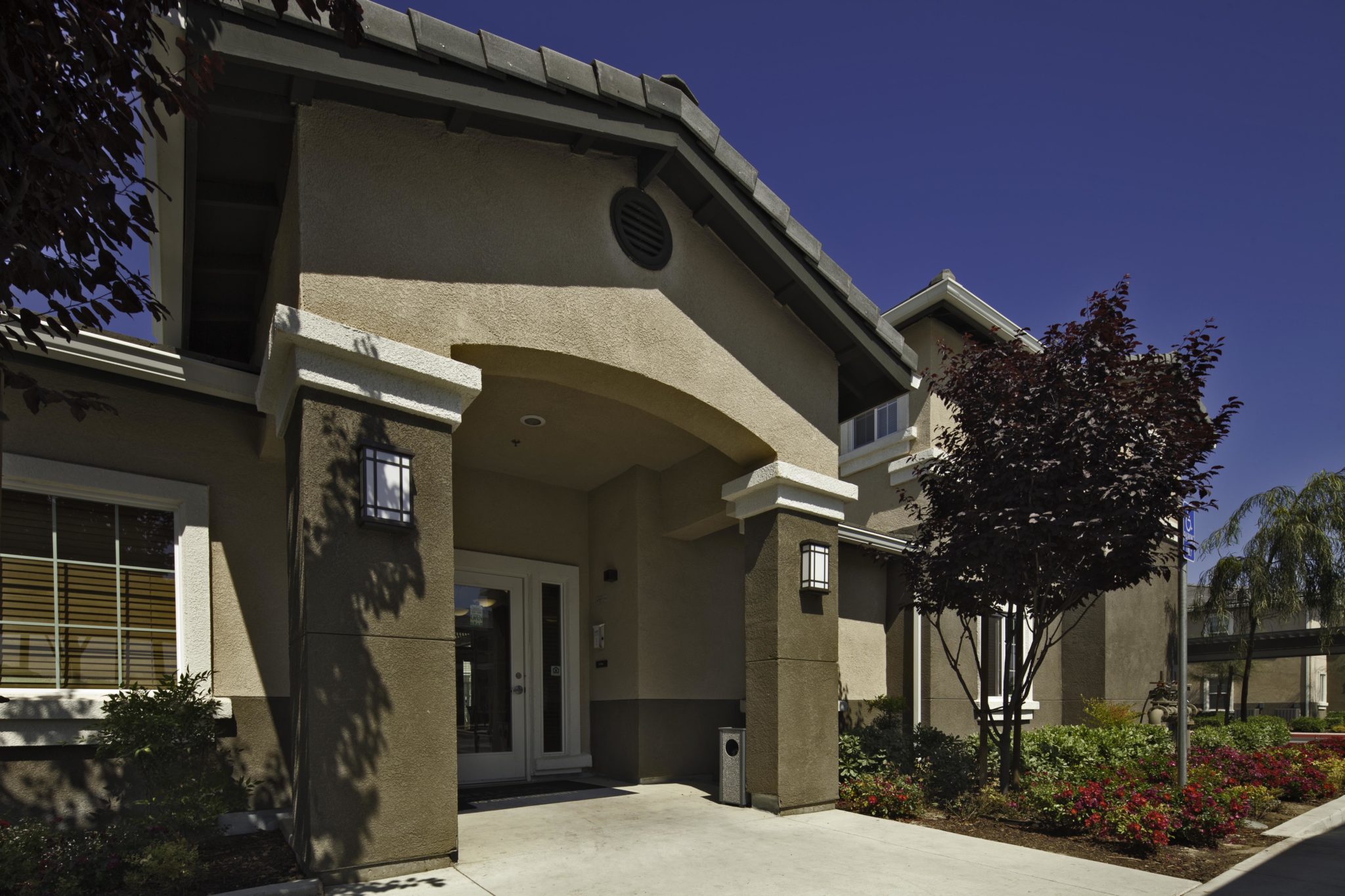 Valley Oaks Apartments for Rent in Tulare, CA