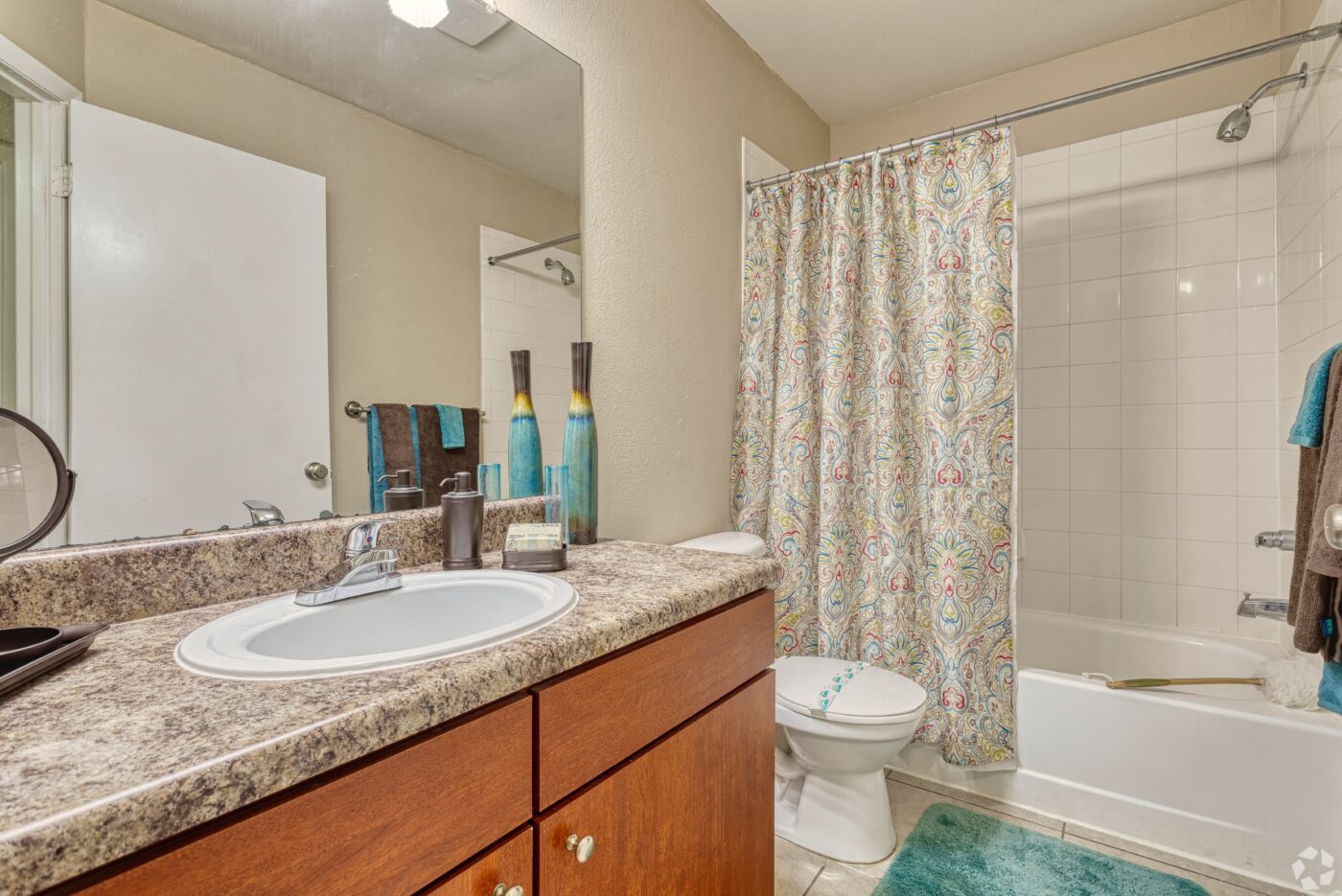 windover-woods-bathroom-1-scaled