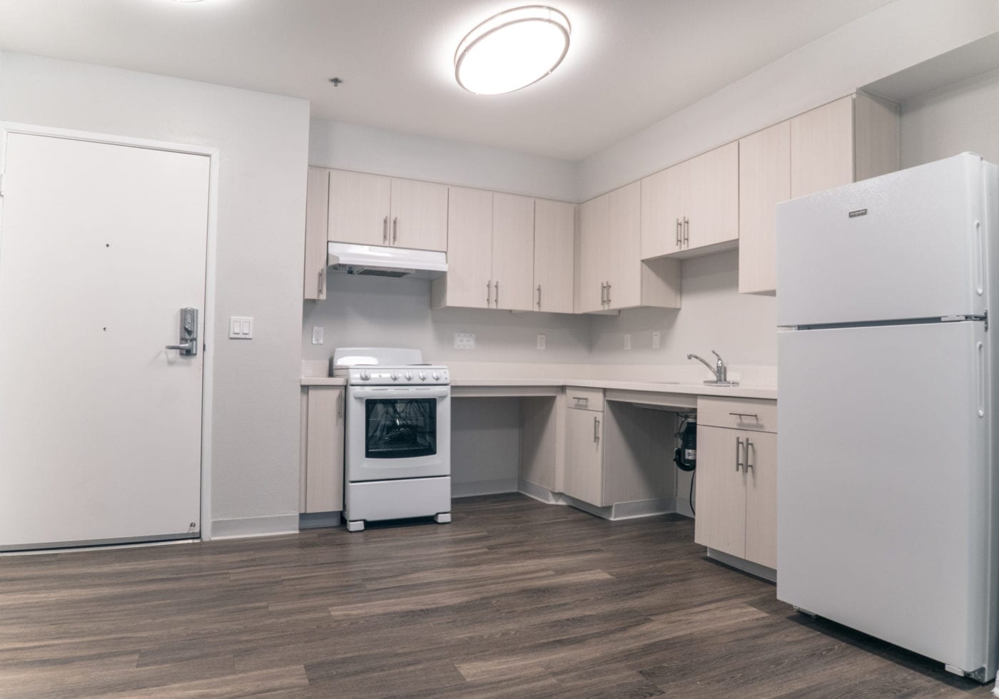 Carson-Terrace-Apartment-Kitchen-3-scaled
